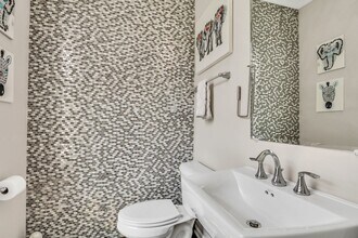 3227 N Heritage Ln in Arlington Heights, IL - Building Photo - Building Photo