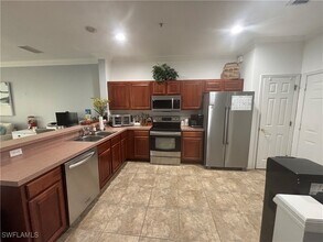 1032 Hampton Cir in Naples, FL - Building Photo - Building Photo