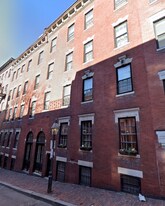 123 Myrtle St, Unit 2 in Boston, MA - Building Photo