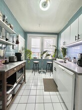 129 Chiswick Rd, Unit 19 in Boston, MA - Foto de edificio - Building Photo