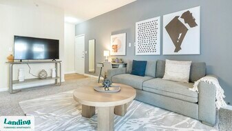 625 E Stassney Ln in Austin, TX - Building Photo