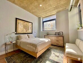 2301 Champlain St NW, Unit T-10 in Washington, DC - Foto de edificio - Building Photo