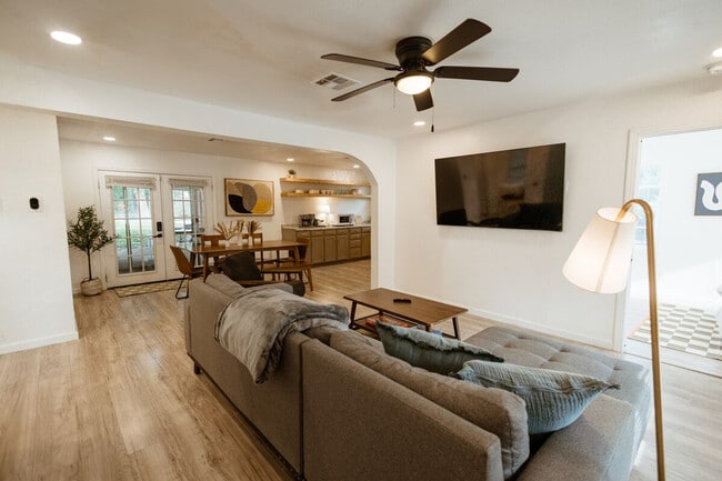 property at 1824 N 12th St