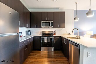 1225 Utica Dr, Unit 1-414 in Kissimmee, FL - Building Photo - Building Photo