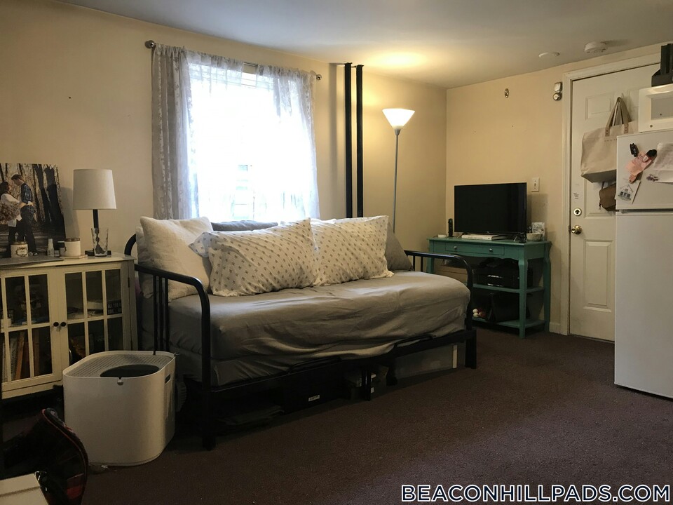 58 Anderson St in Boston, MA - Building Photo