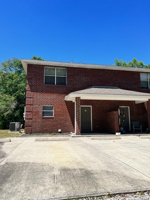 716 Powell Dr in Niceville, FL - Building Photo