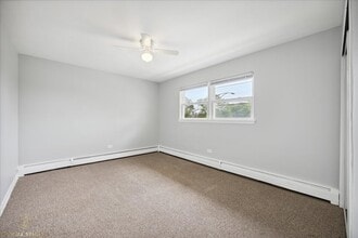9254 S Euclid Ave in Chicago, IL - Building Photo - Building Photo
