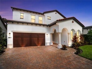 10414 Royal Cypress Way in Orlando, FL - Building Photo - Building Photo