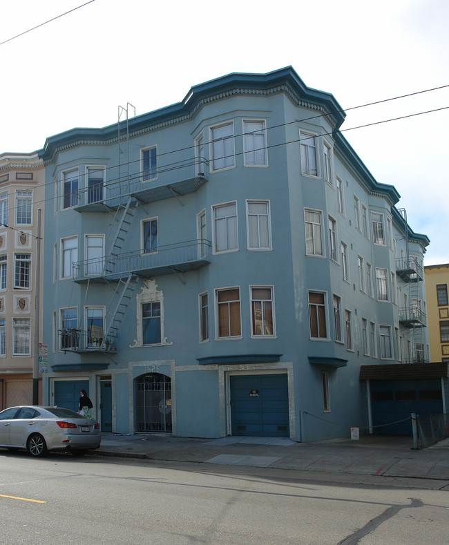 1625 Chestnut St in San Francisco, CA - Building Photo - Building Photo