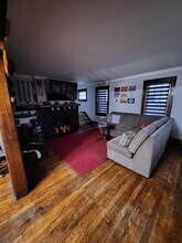 3337 Sylvanhurst Rd in Cleveland Heights, OH - Building Photo - Building Photo