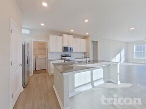 931 Bryden Ln in Boiling Springs, SC - Foto de edificio - Building Photo