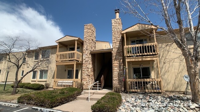 property at 914 Tenderfoot Hill Rd