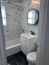 Colonnade Apartments in Plainfield, NJ - Foto de edificio - Building Photo