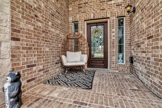 8602 Briar Oaks Ln in Baytown, TX - Building Photo - Building Photo