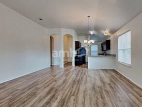 1256 Rosedale Springs Ln in Fort Worth, TX - Building Photo - Building Photo