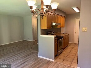 403A Cypress Point Cir in Mount Laurel, NJ - Building Photo - Building Photo