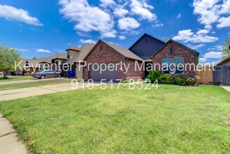 1911 W Canton Pl in Broken Arrow, OK - Building Photo - Building Photo