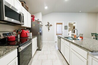 10417 Xenia Ave in Lubbock, TX - Building Photo - Building Photo