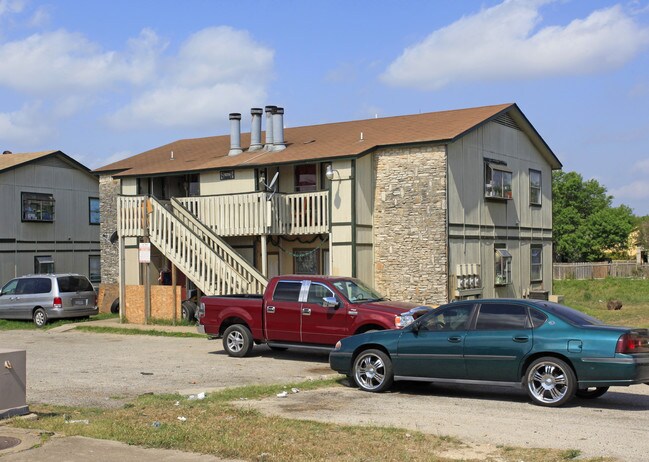 West Fourplex Homes in Austin, TX - Foto de edificio - Building Photo