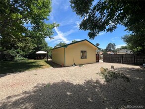 1253 Milner Ln in Longmont, CO - Foto de edificio - Building Photo