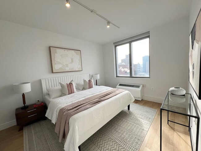 56 8th Ave in New York, NY - Building Photo - Building Photo