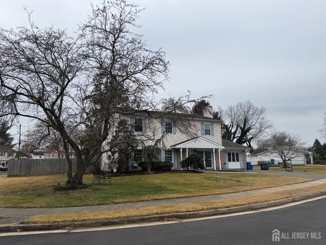 30 Forest Park Terrace in Monroe Township, NJ - Building Photo - Building Photo