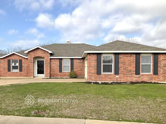 property at 1931 Melrose Ln