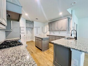 5644 Salt Springs Dr in Fort Worth, TX - Building Photo - Building Photo