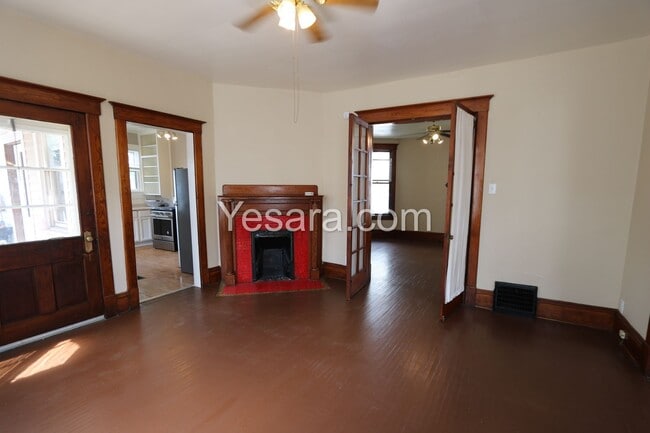 1321 N 7th St-Unit -1321 N 7th St in Burlington, IA - Building Photo - Building Photo