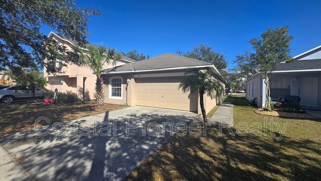 1017 Brenton Leaf Dr in Ruskin, FL - Building Photo - Building Photo