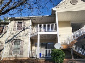 2102 Doolittle Dr in Bridgewater, NJ - Building Photo