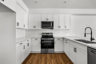 5834 Norwood Ave in Riverside, CA - Building Photo - Building Photo