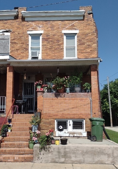 2102 Sidney Ave in Baltimore, MD - Foto de edificio