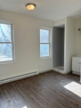 107 King St, Unit 1 in Pottstown, PA - Building Photo - Building Photo