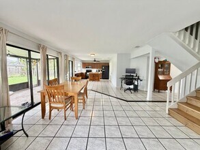 6048 Garrett St in Jupiter, FL - Foto de edificio - Building Photo