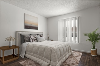 Casa Blanca Apartments in Antioch, CA - Building Photo - Building Photo