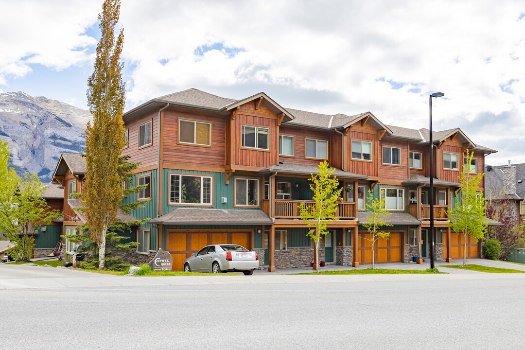 Coyote Ridge in Canmore, AB - Building Photo