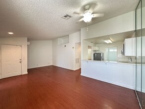 1800 S Edmond St in Las Vegas, NV - Building Photo - Building Photo