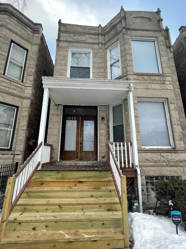 property at 1919 S Christiana Ave