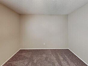 2429 Graystone Dr in Little Elm, TX - Foto de edificio - Building Photo