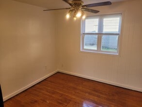 129 S 9th St, Unit 5 in Chesterton, IN - Building Photo - Building Photo