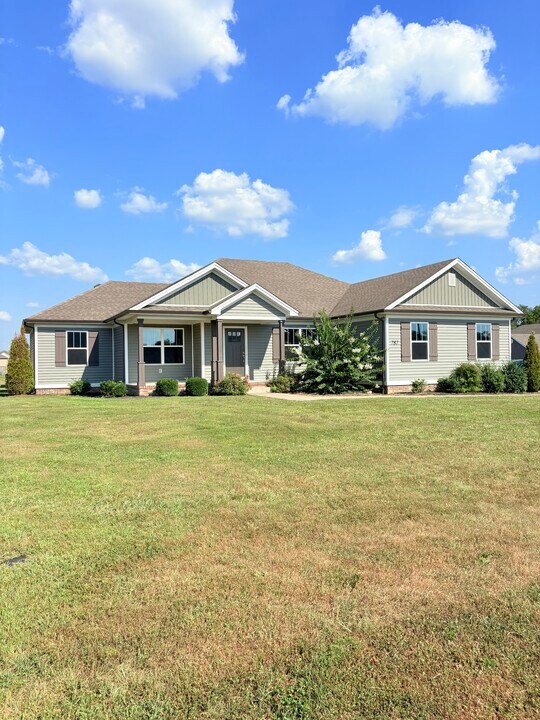 787 Alders Cove St in Bowling Green, KY - Building Photo