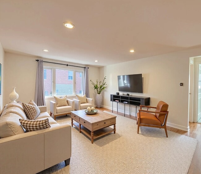 property at 112 Decatur St