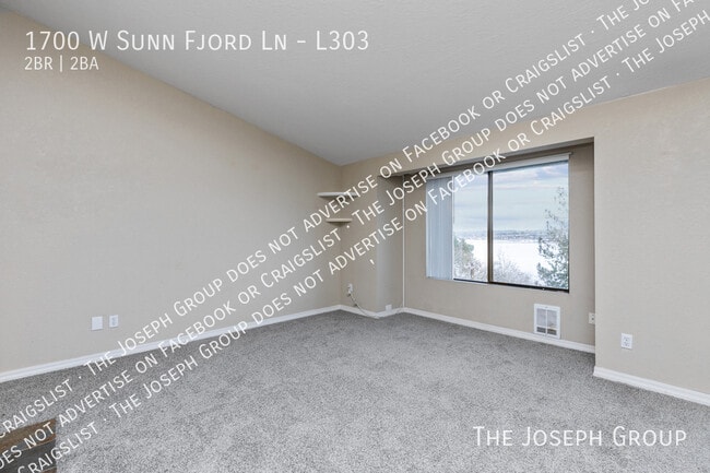 1700 W Sunn Fjord Ln in Bremerton, WA - Building Photo - Building Photo