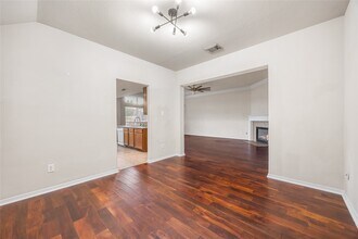 15410 Redbud Dale Ct in Cypress, TX - Building Photo - Building Photo