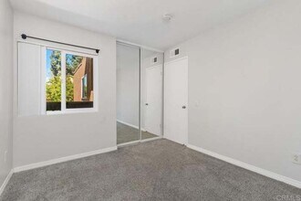 17131 W Bernardo Dr in San Diego, CA - Building Photo - Building Photo