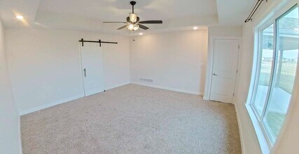 4385 Gln Vw Dr in Manhattan, KS - Building Photo - Building Photo