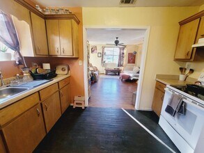 1121 Bennett St in Tallahassee, FL - Building Photo - Building Photo