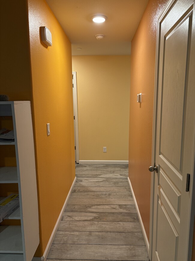 319 Las Palmas St in Los Banos, CA - Building Photo - Building Photo