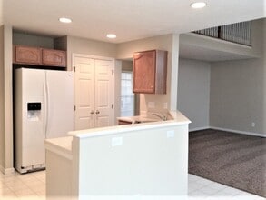 2201 Cybelle Ct in Miamisburg, OH - Building Photo - Building Photo